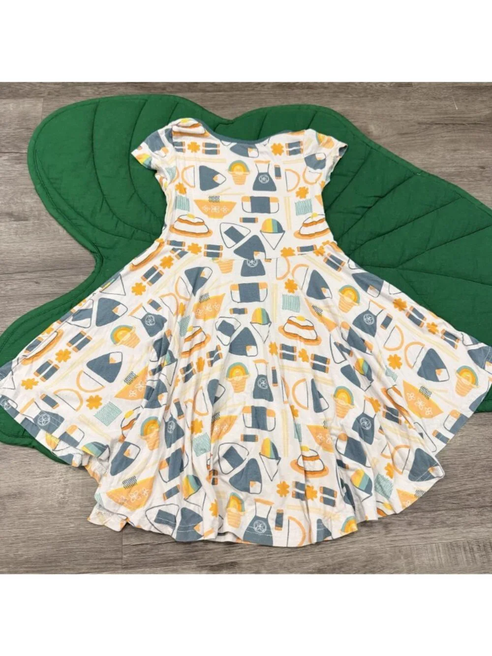 Coco Moon Hawaii Bamboo 6T Local Foods Short Sleeve Twirl Dress